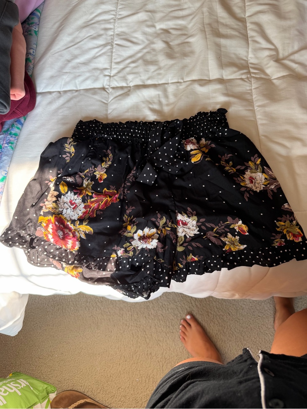 High-Waist Floral Print Women's Shorts - Black